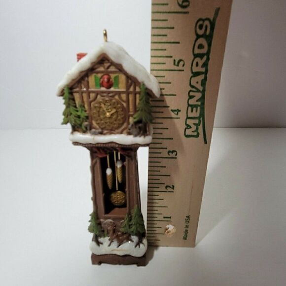 Hallmark Keepsake Christmas Ornament Santas Grandfather Clock 2014 Ornament Club - Picture 7 of 12